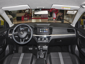 2020款改款 GT TSI230 DSG舒适版 内饰全景