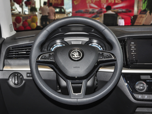2020款改款 GT TSI230 DSG舒适版 方向盘