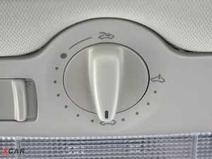 2009款1.6L 手动逸仕版 空间座椅
