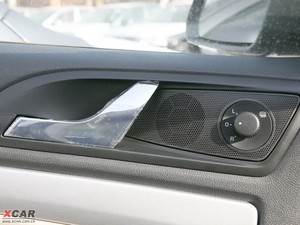 2009款1.6L 手动逸仕版 空间座椅
