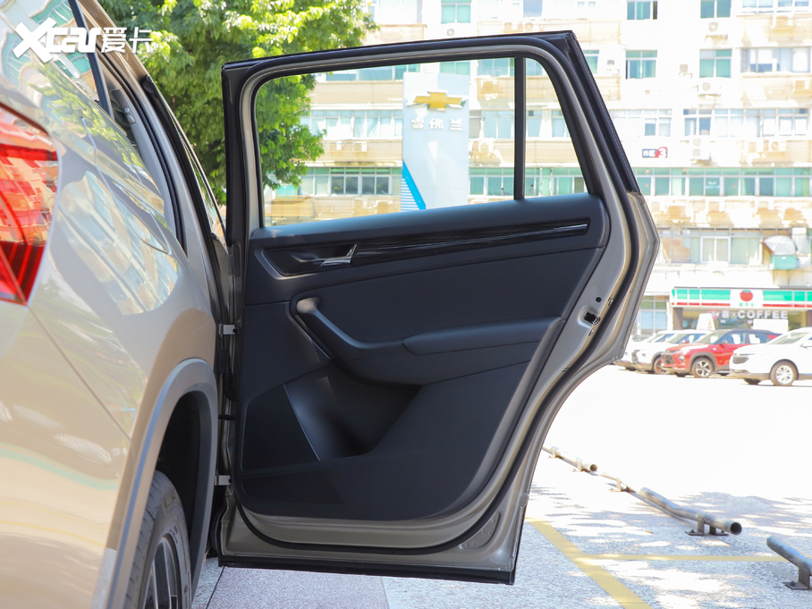 2020µρ TSI330 7(q)A(yu)