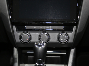 2020TSI280 DSGкA {{