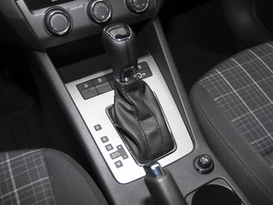 2020TSI230 DSGm п؅^