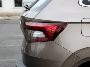 2021TSI280 A (x)(ji)^