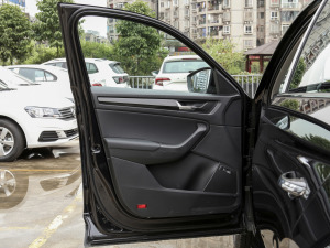 2021TSI330 7A {λ܇T