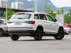 2021TSI330 5(q)A(yu) w^