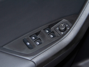 2021TSI330 5A {܇ƅ^	