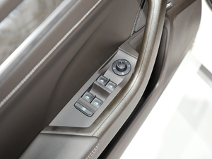 2021TSI380 DSGŞ {܇ƅ^	