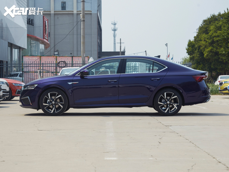 2021J PRO TSI280 DSGF