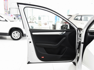 20211.5L ԄӺA {λ܇T