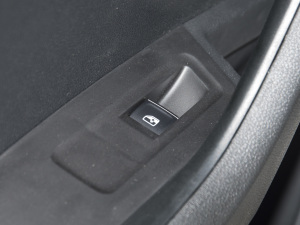 2022TSI280  ܇ƅ^(q)