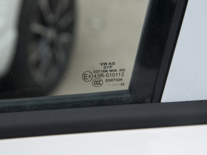 2022TSI280  (x)(ji)^