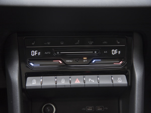 2022TSI280  {(dio){(dio)(ji)