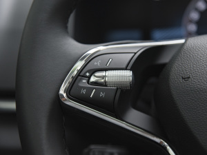 2022Ŀ TSI280  п؅^