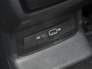 2022Ŀ TSI280  п؅^