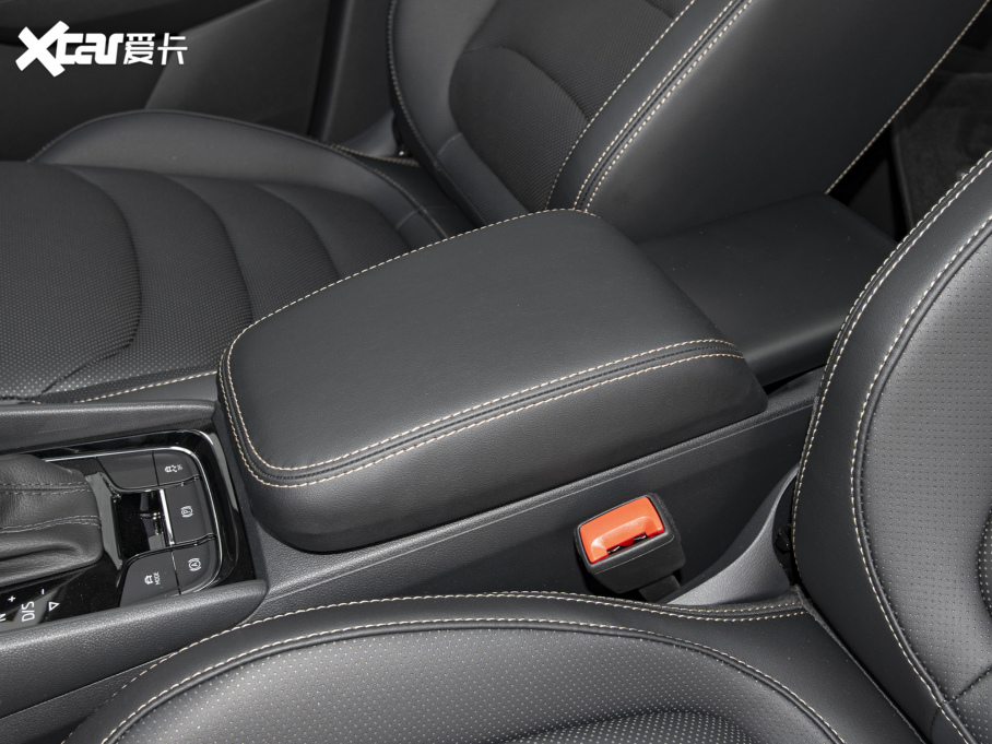 2022µρ TSI330 5(q)