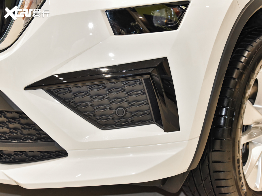 2022µρ TSI330 5(q)