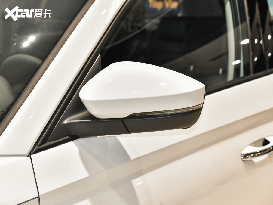 2022µρ TSI330 5(q)