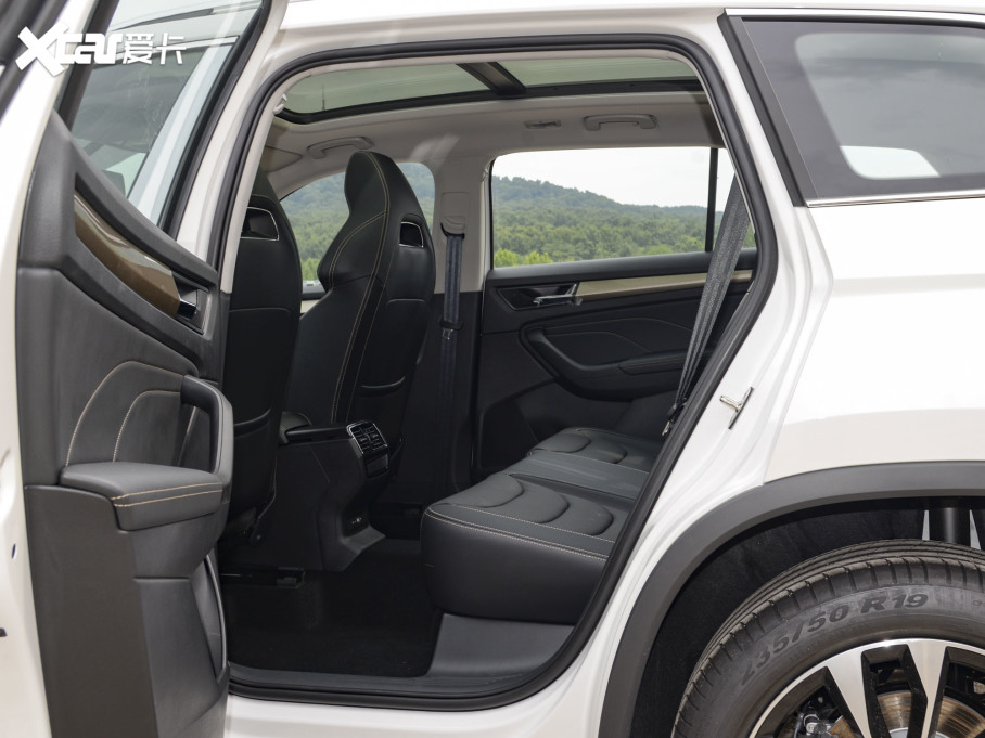 2022µρ Ŀ TSI330 5