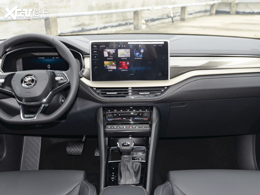 2022µρ Ŀ TSI330 5(q)