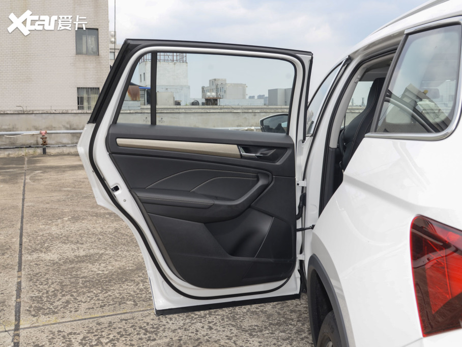 2022µρ Ŀ TSI330 5