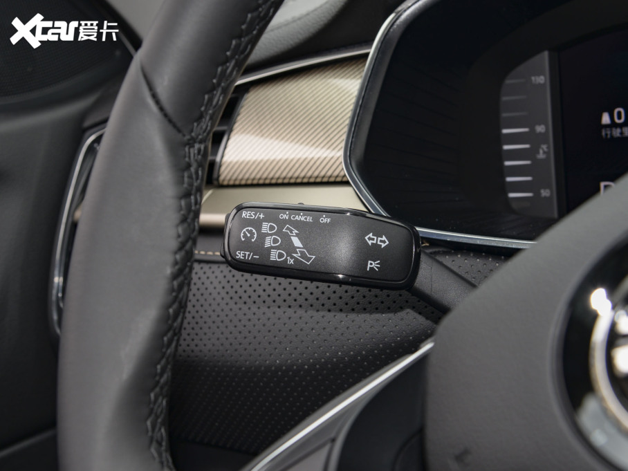 2022µρ Ŀ TSI330 5(q)