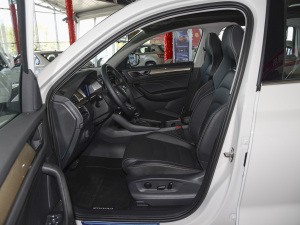 2022TSI330 7(q) ǰſg