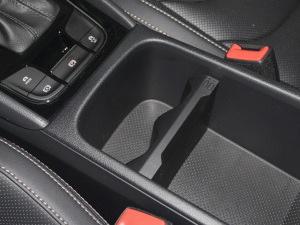 2022TSI330 7(q) ǰű