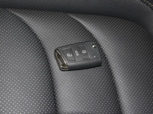 2022TSI330 7(q) ܇耳