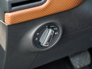 2022TSI380 7Ş п؅^