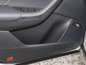 2022Ŀ TSI330 5 ǰTg