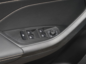 2022Ŀ TSI330 5 {܇ƅ^	