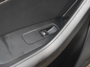 2022Ŀ TSI330 5 ܇ƅ^