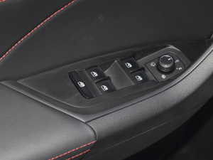 2022TSI330 (q) п؅^(q)