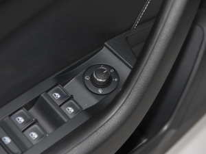 2022TSI330 DSG п؅^