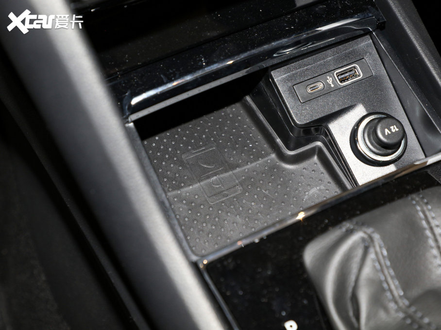 2023µρ TSI330 5(q)