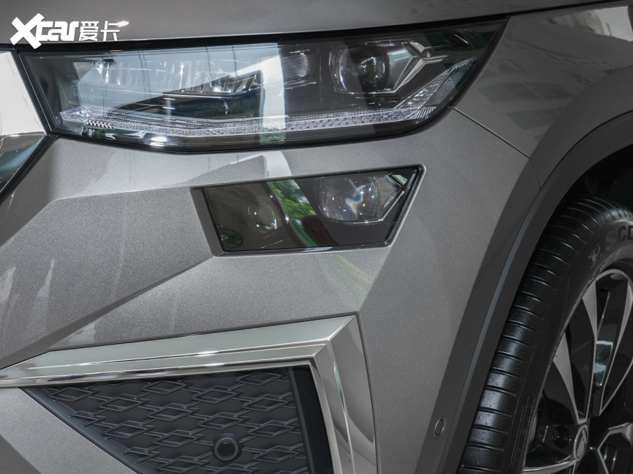 2023µρ Ŀ TSI330 7