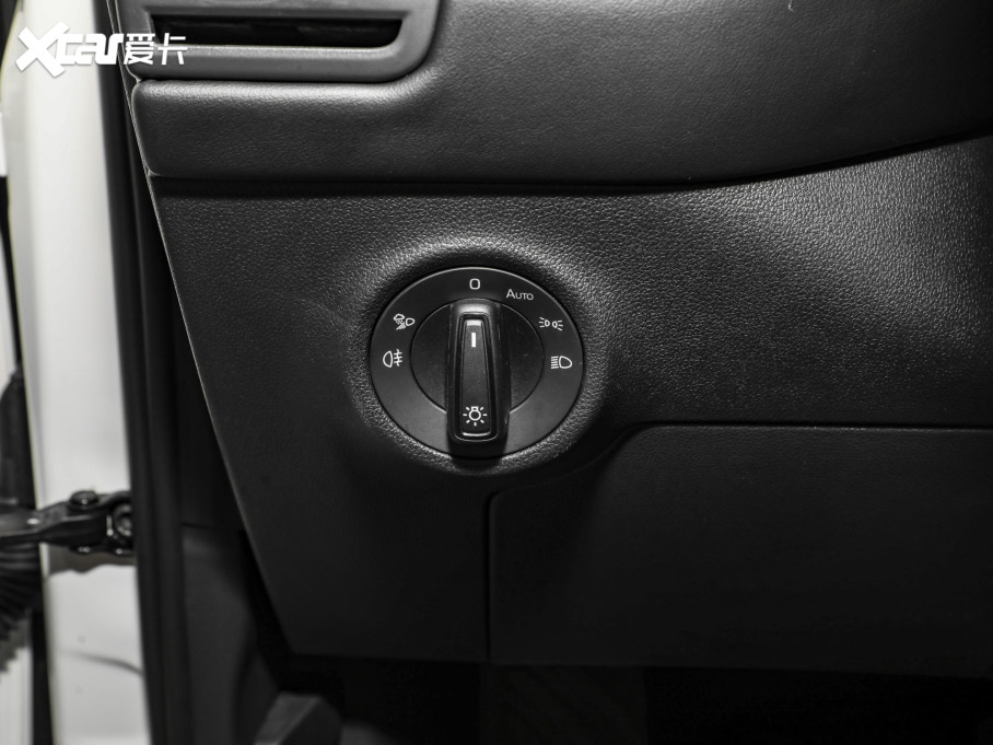 2023µρ Ŀ TSI330 5(q)