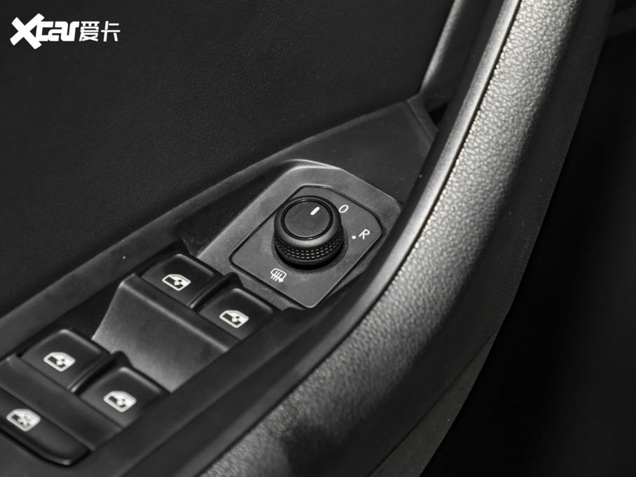 2023µρ Ŀ TSI330 5(q)