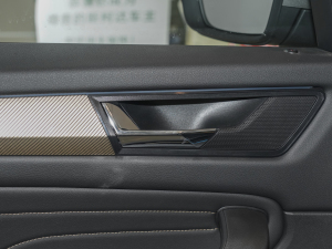 2023Ŀ TSI330 7(q) п؅^(q)