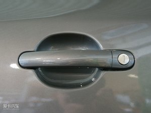 2010款2.0L 手动逸俊版 主驾门拉手