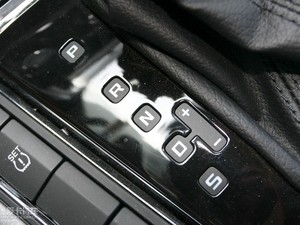 2010款1.4T DSG智雅版 中控区