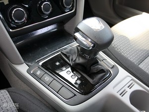 2010款1.4T DSG智雅版 中控区
