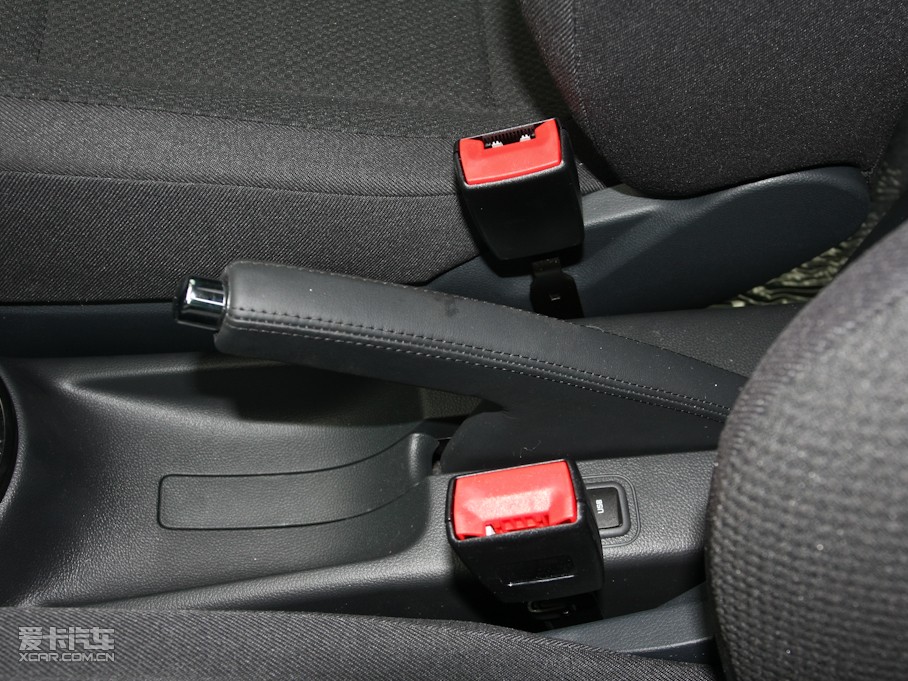 2011��J 1.6L �քӿ�ڰ�