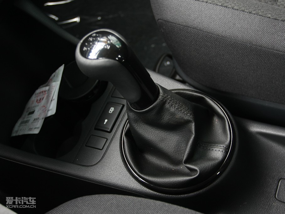 2011��J 1.6L �քӿ�ڰ�