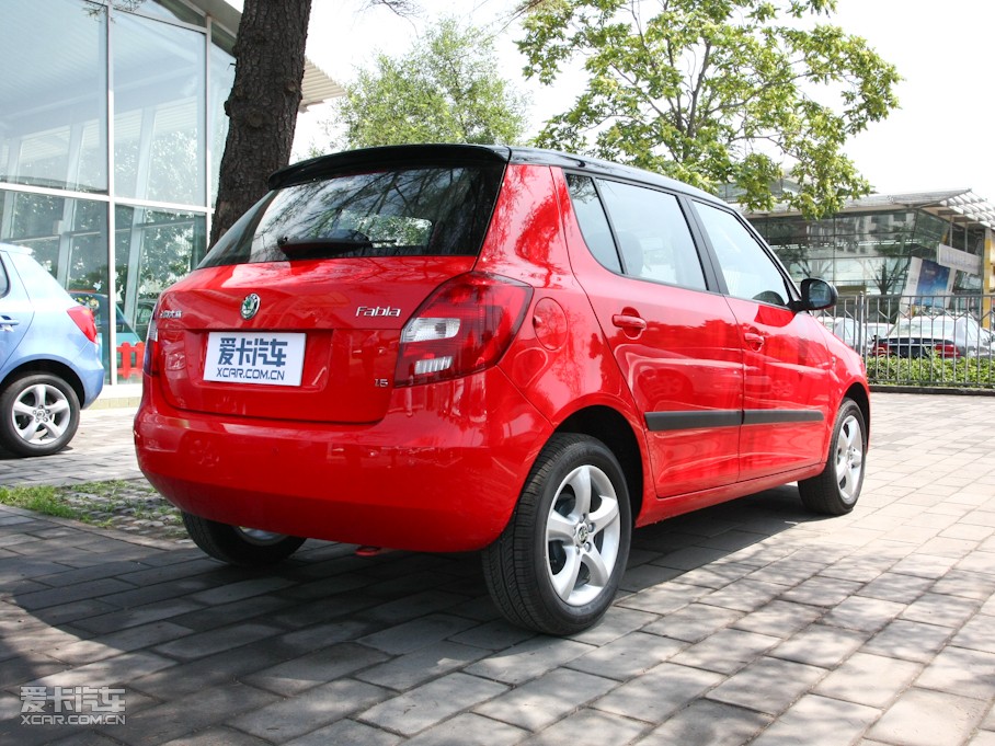 2011��J 1.6L �քӿ�ڰ�