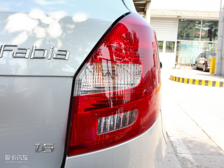 2011J 1.6L Ԅ(dng)