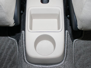 2011款1.4L 自动晶致版 空间座椅
