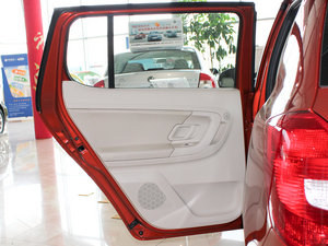 2011款1.4L 自动晶致版 空间座椅