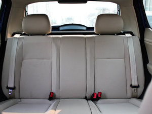 2011款1.4L 手动晶灵版 后排座椅